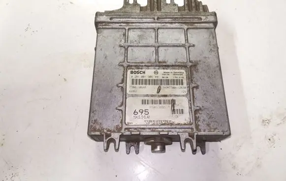 Volvo S40, V40 Engine control unit/module 0281001906 7700110648