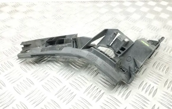 Volkswagen Golf Plus Rear bumper mounting bracket 5M0807394A
