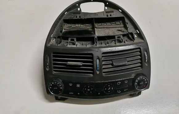 Mercedes-Benz E W211 Climate control unit A2118300385