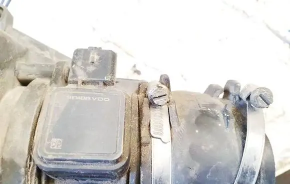 Volvo S40 Mass air flow meter 9645948980 002035295