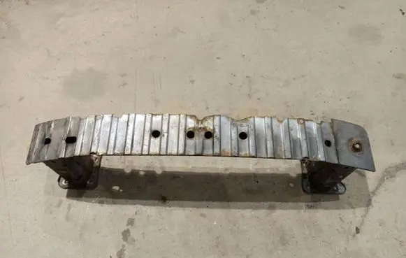 Ford Focus Front bumper cross member 