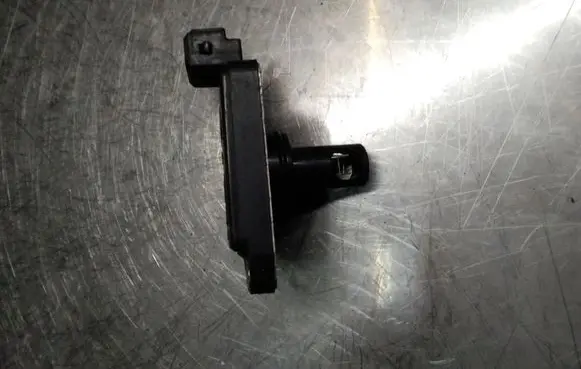 Audi A3 S3 8L Mass air flow meter 058133471 AFH6010B