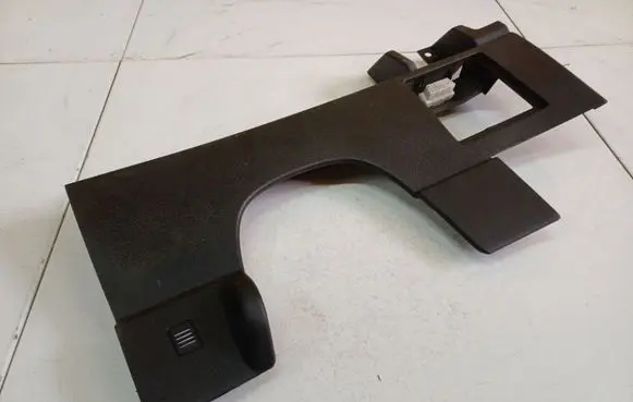 Nissan Qashqai Other interior part 68106JD900