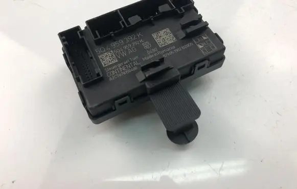 Skoda Octavia Mk3 (5E) Door control unit/module 5Q4959392K