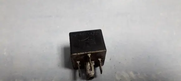 Renault Espace III Other relay 12v25a03501