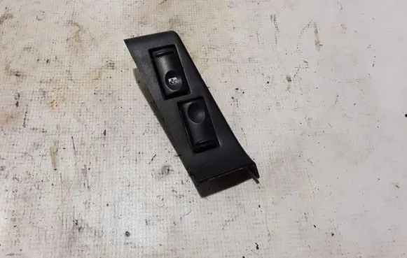 Renault Master II Electric window control switch 8200110315