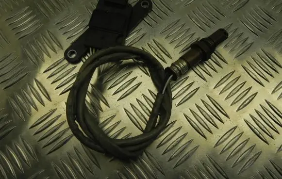 Mercedes-Benz Sprinter W907 W910 Lambda probe sensor A0009054814