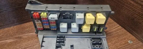 Fuse box set