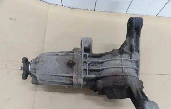 Chrysler Pacifica Rear differential 05110008AC