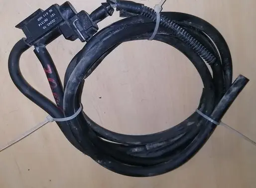 Volvo V70 Turbo solenoid valve 30611668
