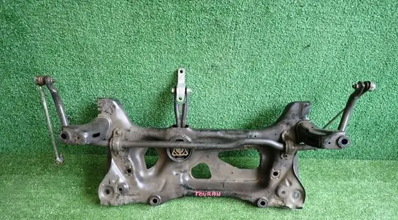Volkswagen Touran III Front subframe 3Q0199315D
