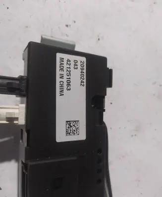Opel Astra J Antenna control unit 421251063 20940242
