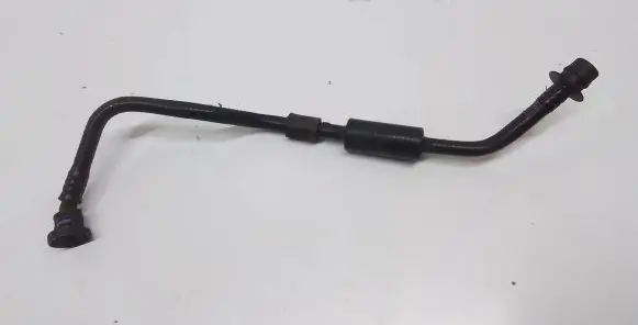 BMW 3 GT F34 Breather hose/pipe 7636128