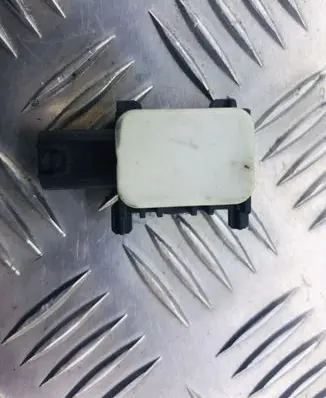 Mercedes-Benz R W251 Airbag deployment crash/impact sensor 0038202826