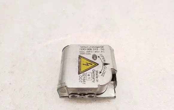 BMW X5 E53 Headlight ballast module Xenon 5DD00831950