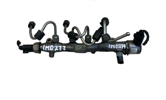 Volkswagen Golf VII Fuel main line pipe 04L130089F 04L130764B 01E005292