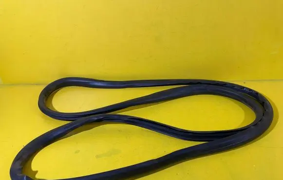 Volvo C30 Rubber seal loading door 