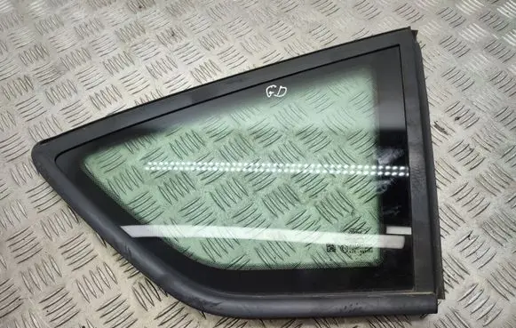 Ford C-MAX II Rear side window