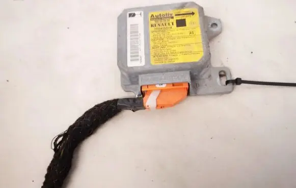 Renault Scenic I Airbag control unit/module 7700415231k 5509900