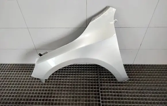 Volvo V60 Fender