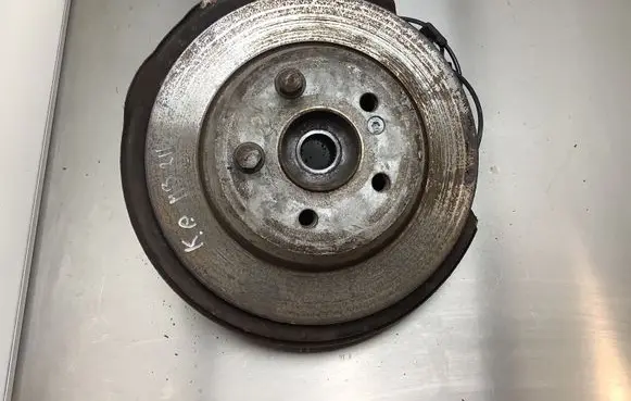 Mercedes-Benz E W211 Rear wheel hub spindle/knuckle 