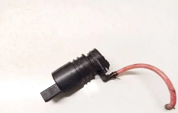 Audi A6 S6 C5 4B Windscreen/windshield washer pump 
