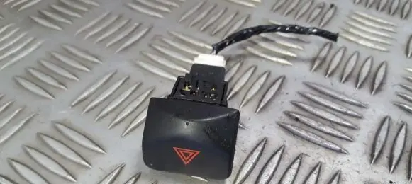 Nissan Note (E11) Hazard light switch 06019
