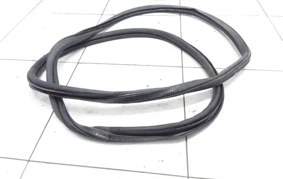 Skoda Rapid (NH) Front door rubber seal 5JA867365D