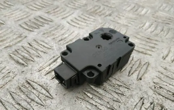 Mercedes-Benz CLA C117 X117 W117 Intake manifold valve actuator/motor 1139300857 HE0T0026K