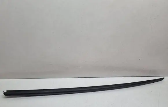 Audi A4 S4 B8 8K Windshield trim 