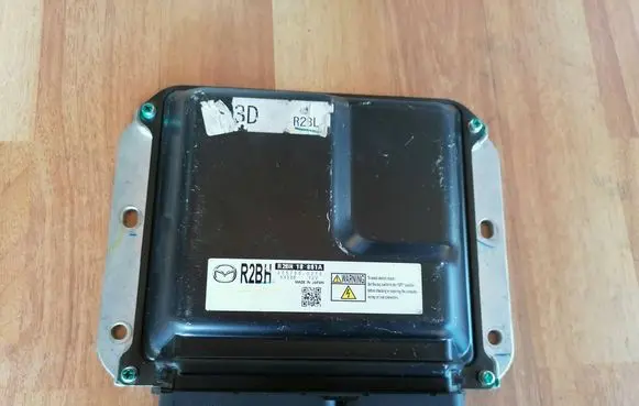 Mazda 6 Engine control unit/module R2BH18881A K4238 2757000210