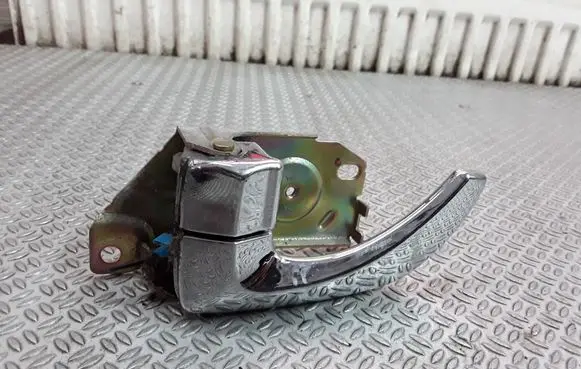 KIA Sorento Rear door interior handle