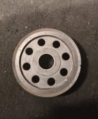 Audi Q7 4L Camshaft pulley/ VANOS 059109105g
