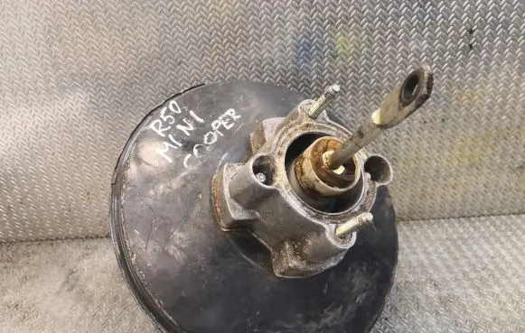 Mini One - Cooper R50 - 53 Brake booster 6757181