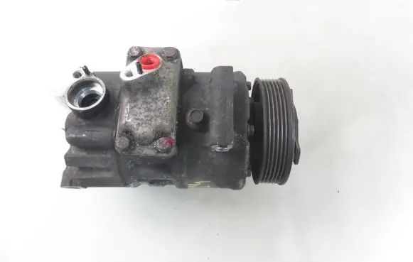 Volkswagen Touran I Air conditioning (A/C) compressor (pump) 1K0820859F