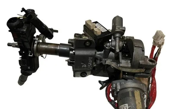 Toyota Avensis T270 Steering wheel axle 218062011 ZG522381 8922720010