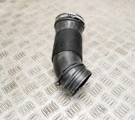 Skoda Karoq Air intake duct part 5Q0129684C
