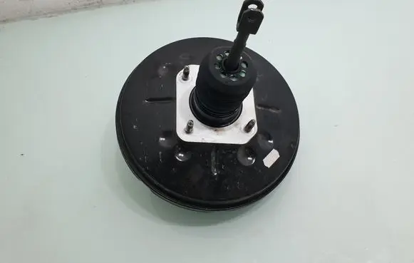 Dacia Sandero II Brake booster 472103298R