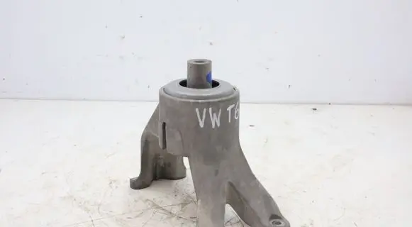 Volkswagen Transporter - Caravelle T6 Engine mount bracket 7E0199849F