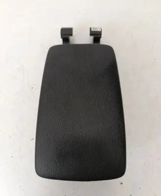 Opel Astra J Armrest 1696542