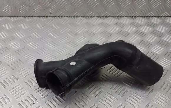 Nissan Primera Air intake duct part