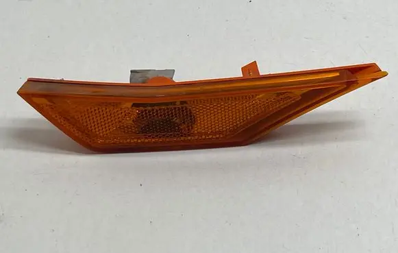 Honda Civic X Front fender indicator light 20559010