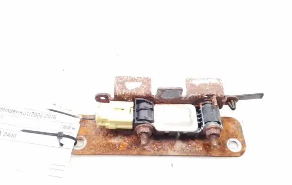 Nissan Pathfinder R51 Airbag deployment crash/impact sensor