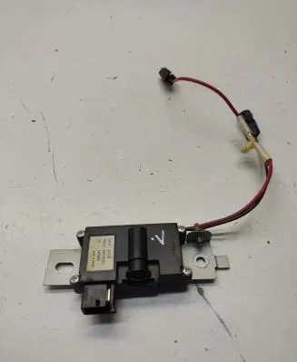 Chrysler 300 - 300C Aerial antenna amplifier 05081032AG