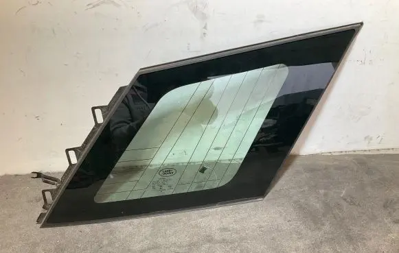 Land Rover Evoque II Rear side window K8D229600JB