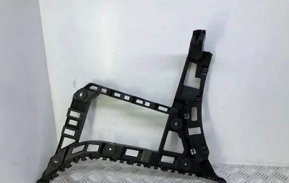 Volkswagen Jetta VI Bumper support mounting bracket corner 5C6807394