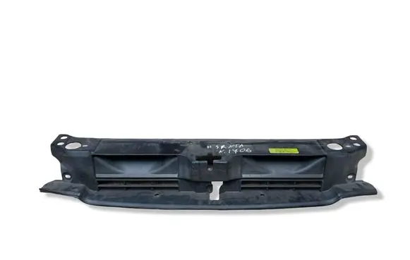 Hyundai Santa Fe Engine bonnet/hood lock trim molding 8641026910