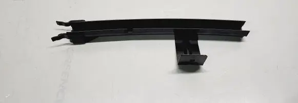 Renault Arkana Front door windshield rail 802401368R
