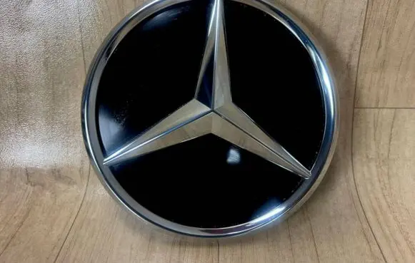 Mercedes-Benz C W206 Manufacturer badge logo/emblem A2068884900 2068884900