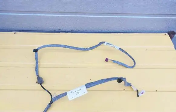 Citroen C3 Picasso CD changer wiring 9666660180